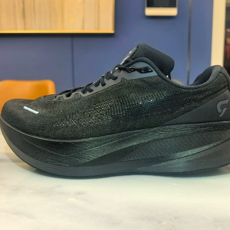 รองเท้าวิ่ง DYNAFISH สำหรับผู้ - Women'S Shoes Vs Men'S Size บทวิจารณ์และราคา