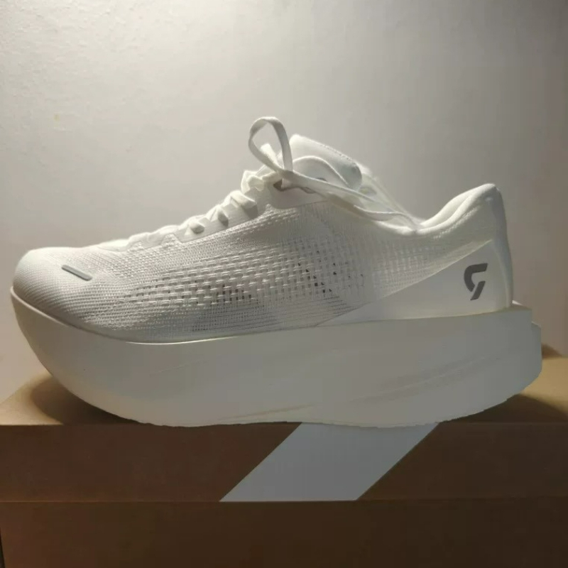 รองเท้าฝึกซ้อม DYNAFISH สำหรับ - Women'S Shoes Vs Men'S Size บทวิจารณ์และราคา